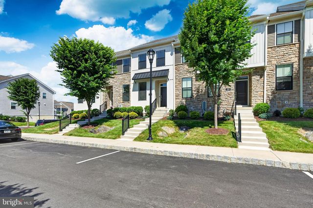 512 HOOPES LN, Media, PA 19063