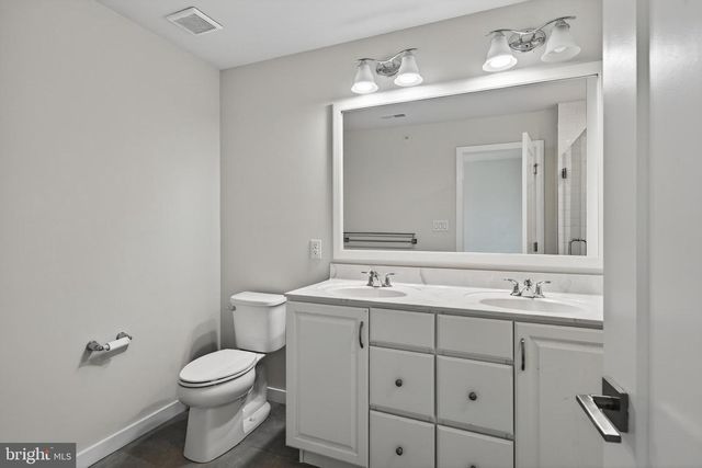 512 HOOPES LN, Media, PA 19063