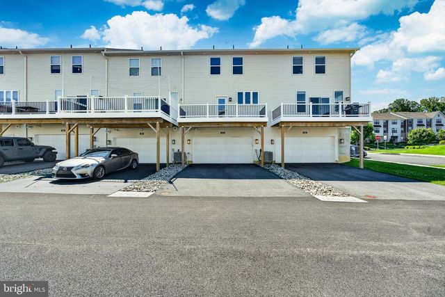 512 HOOPES LN, Media, PA 19063
