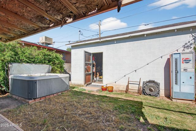 2108 W Virginia Avenue, Phoenix, AZ 85009