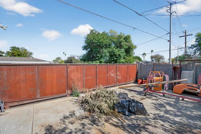 2108 W Virginia Avenue, Phoenix, AZ 85009