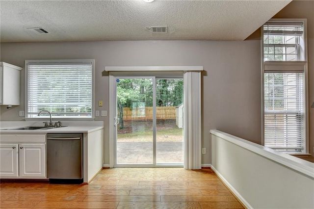565 Alstonefield Drive, Alpharetta, GA 30004