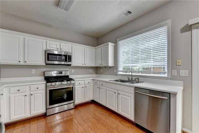 565 Alstonefield Drive, Alpharetta, GA 30004