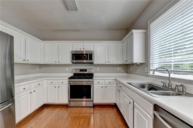 565 Alstonefield Drive, Alpharetta, GA 30004