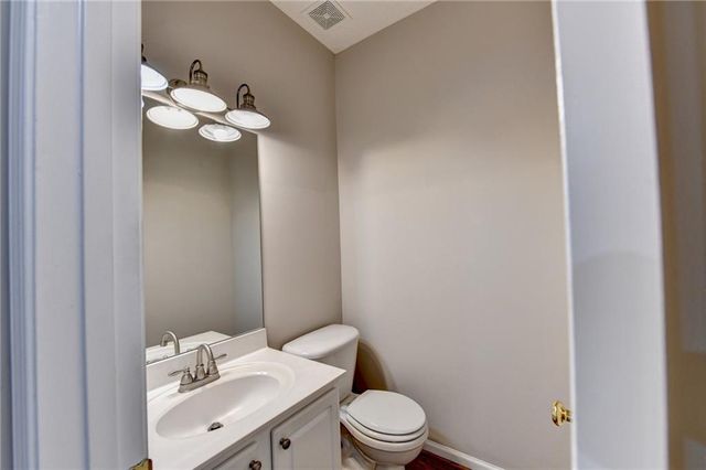 565 Alstonefield Drive, Alpharetta, GA 30004