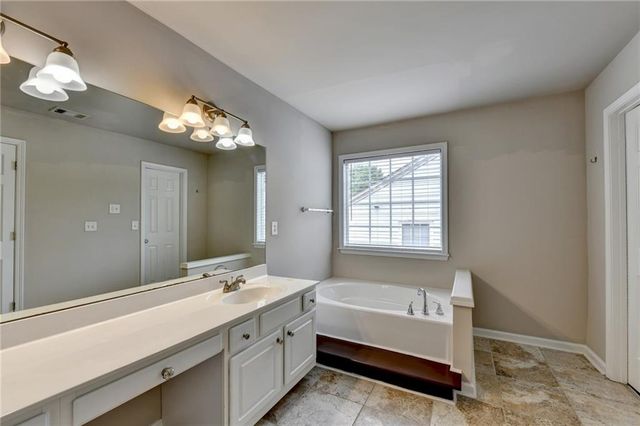 565 Alstonefield Drive, Alpharetta, GA 30004