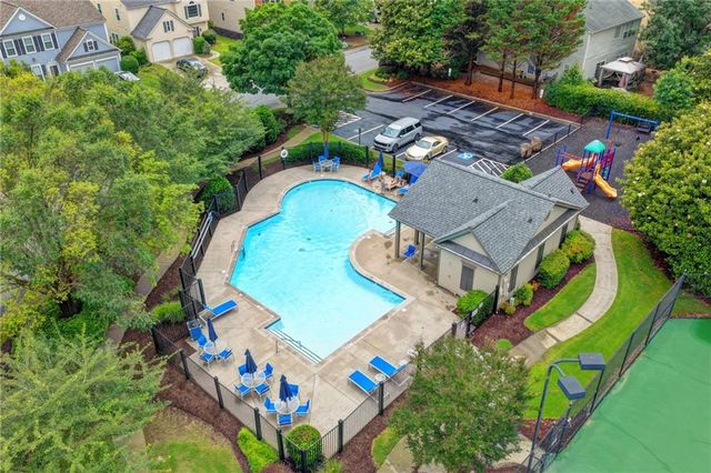 565 Alstonefield Drive, Alpharetta, GA 30004