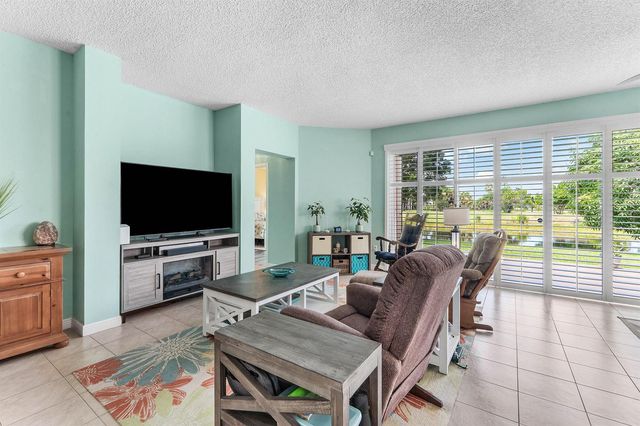 2129 RESTON Circle, Royal Palm Beach, FL 33411
