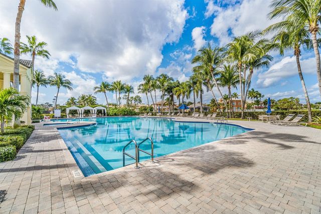 2129 RESTON Circle, Royal Palm Beach, FL 33411