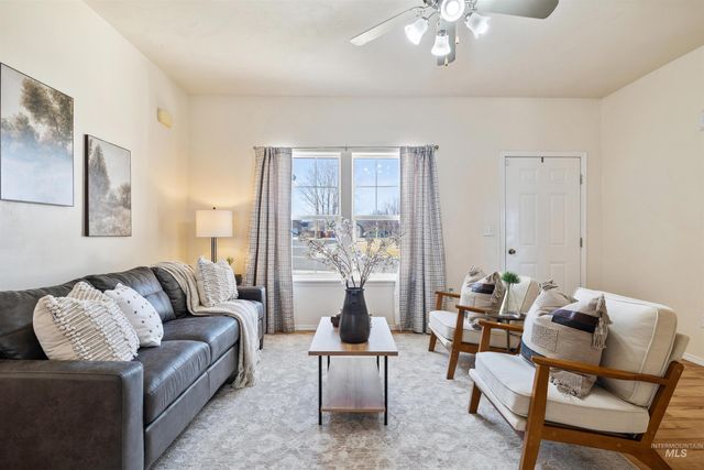 1597 Vista Dr., Twin Falls, ID 83301