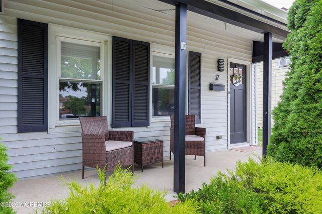 17 Clinton Street, Freehold, NJ 07728