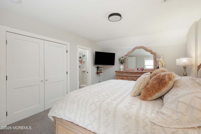 17 Clinton Street, Freehold, NJ 07728