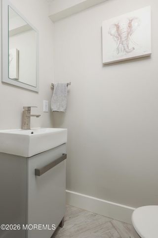 17 Clinton Street, Freehold, NJ 07728