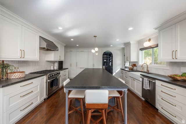 4411 S WANDER LN, Holladay, UT 84124