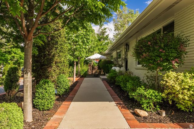 4411 S WANDER LN, Holladay, UT 84124