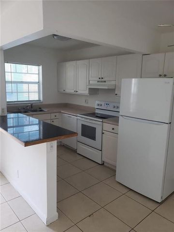 4951 Wedgewood Way 2, West Palm Beach, FL 33417