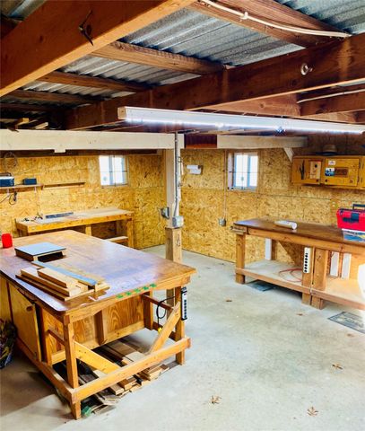 141 County Road 1288, Morgan, TX 76671