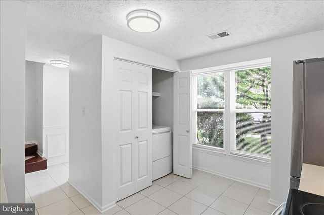 4749 HERSAND CT, Woodbridge, VA 22193