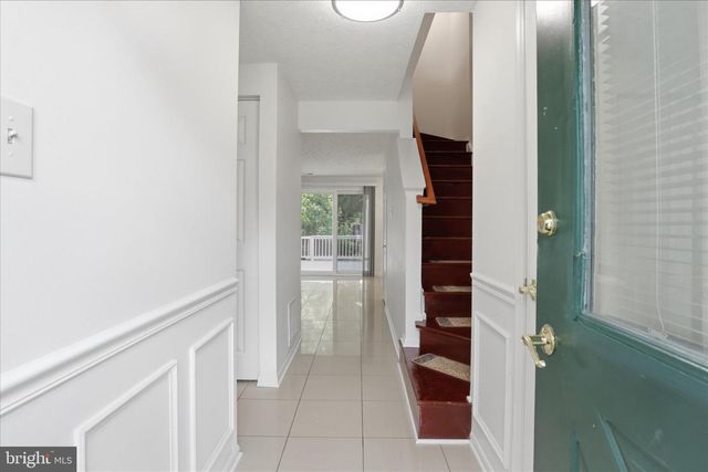 4749 HERSAND CT, Woodbridge, VA 22193