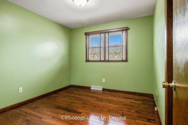 913 Southgate Road, New Lenox, IL 60451