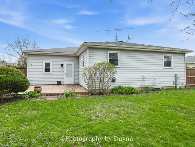 913 Southgate Road, New Lenox, IL 60451