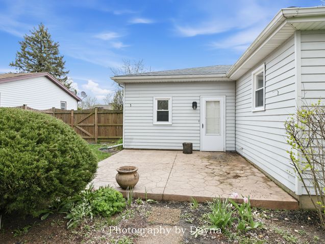 913 Southgate Road, New Lenox, IL 60451