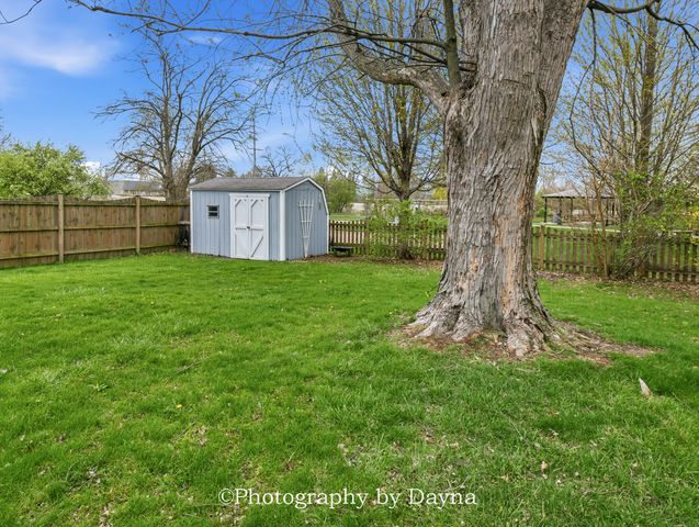 913 Southgate Road, New Lenox, IL 60451