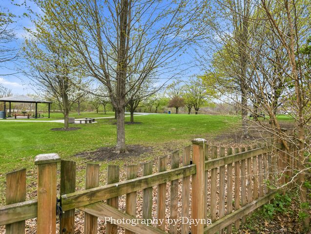 913 Southgate Road, New Lenox, IL 60451