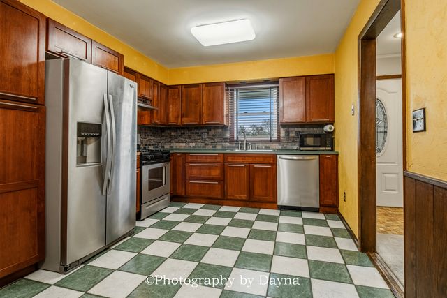 913 Southgate Road, New Lenox, IL 60451
