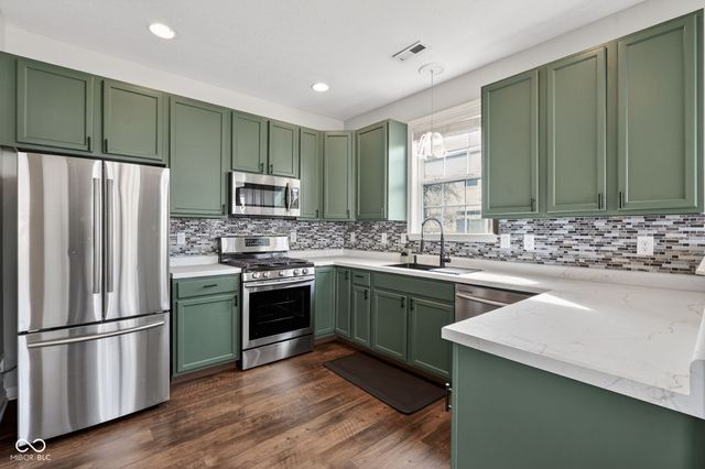 4031 Much Marcle Drive, Zionsville, IN 46077