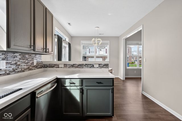 4031 Much Marcle Drive, Zionsville, IN 46077