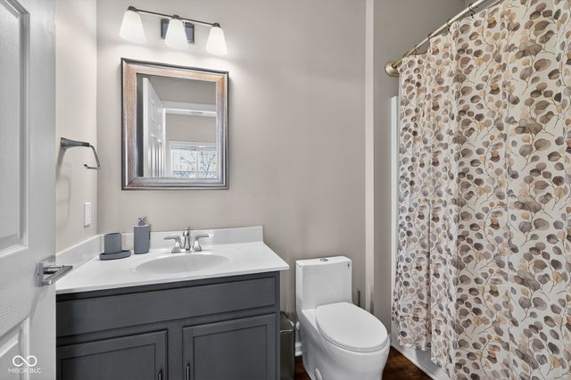 4031 Much Marcle Drive, Zionsville, IN 46077