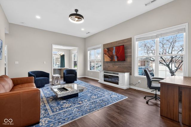 4031 Much Marcle Drive, Zionsville, IN 46077