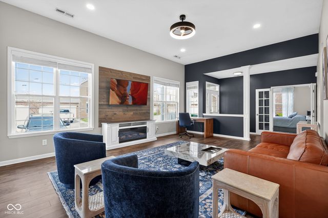 4031 Much Marcle Drive, Zionsville, IN 46077