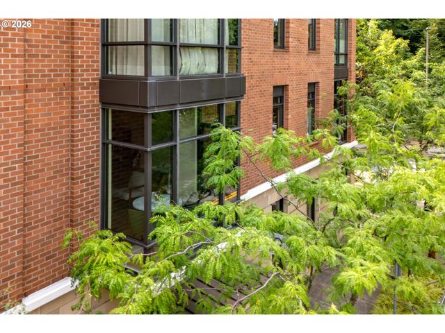 2351 Nw WESTOVER Rd 315, Portland, OR 97210
