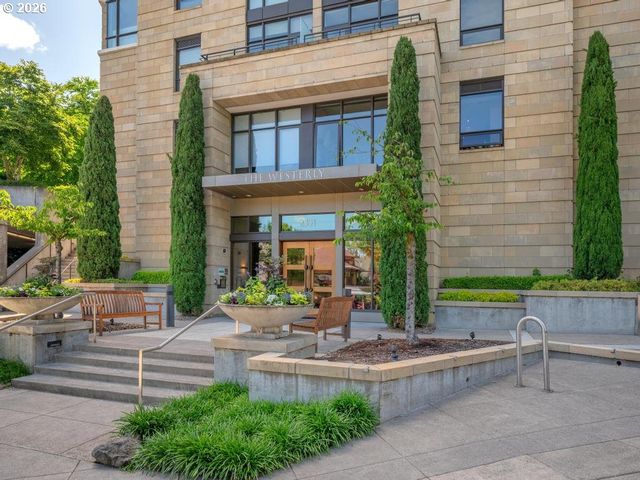 2351 Nw WESTOVER Rd 315, Portland, OR 97210