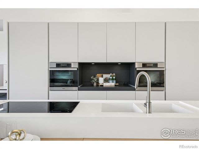 2085 Balsam Drive, Boulder, CO 80304