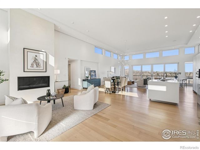 2085 Balsam Drive, Boulder, CO 80304