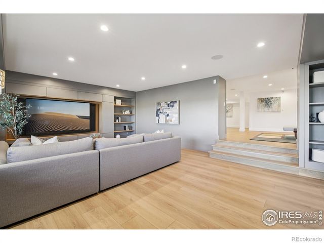 2085 Balsam Drive, Boulder, CO 80304