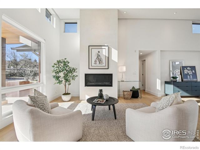 2085 Balsam Drive, Boulder, CO 80304