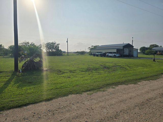 264 Haddock Drive, Palacios, TX 77465