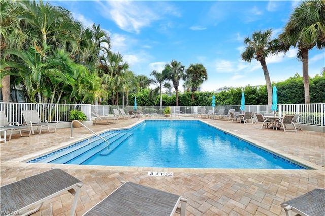 5895 Chanteclair DR # 118, Naples, FL 34108