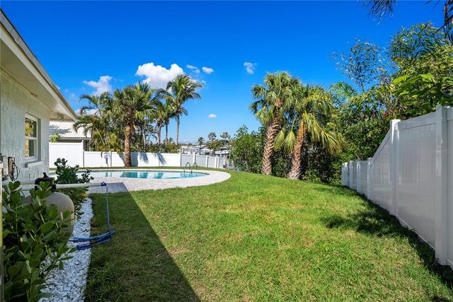 4568 40TH STREET S, St Petersburg, FL 33711