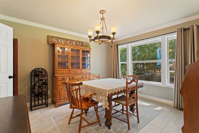 1340 Bridle Path, Lindale, TX 75771