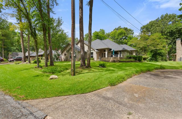 1340 Bridle Path, Lindale, TX 75771