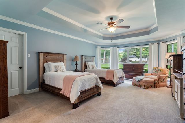 1340 Bridle Path, Lindale, TX 75771