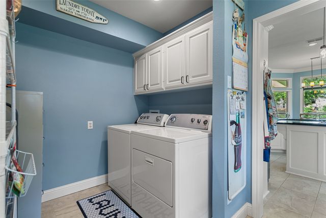 1340 Bridle Path, Lindale, TX 75771
