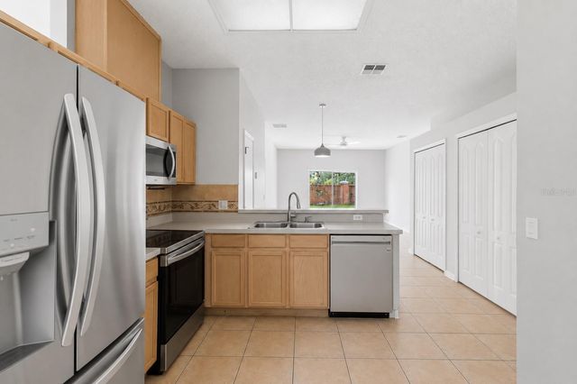 9917 SHADOW CREEK DRIVE, Orlando, FL 32832