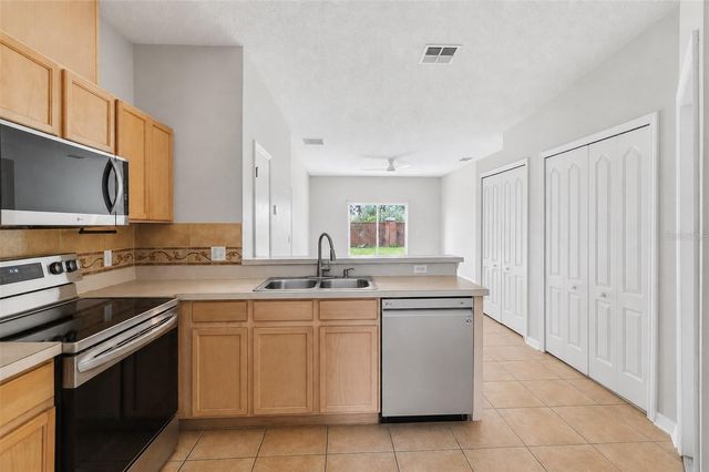 9917 SHADOW CREEK DRIVE, Orlando, FL 32832