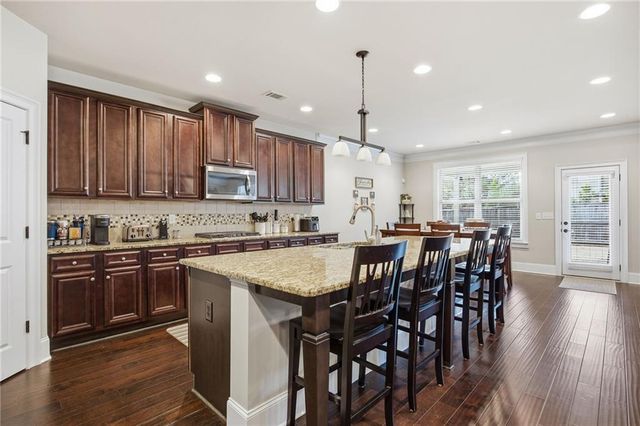 79 Gray Trail, Acworth, GA 30101